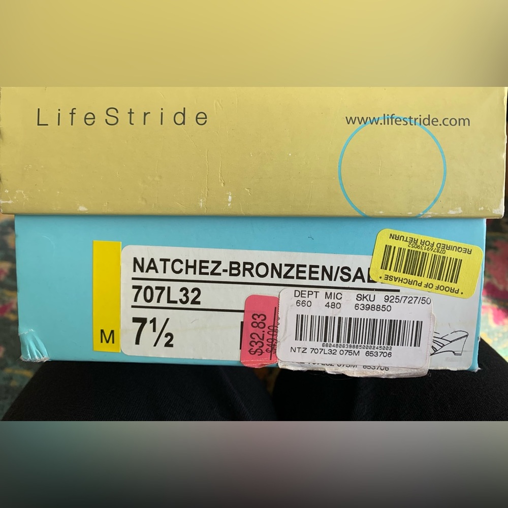 Excellent Condition, Life Stride “Natchez-Bronze” Sandal, Comes w/ Box, Size 7.5 - Picture 8 of 8